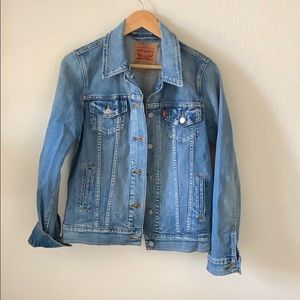 Levi’s Boyfriend Denim Trucker Jacket